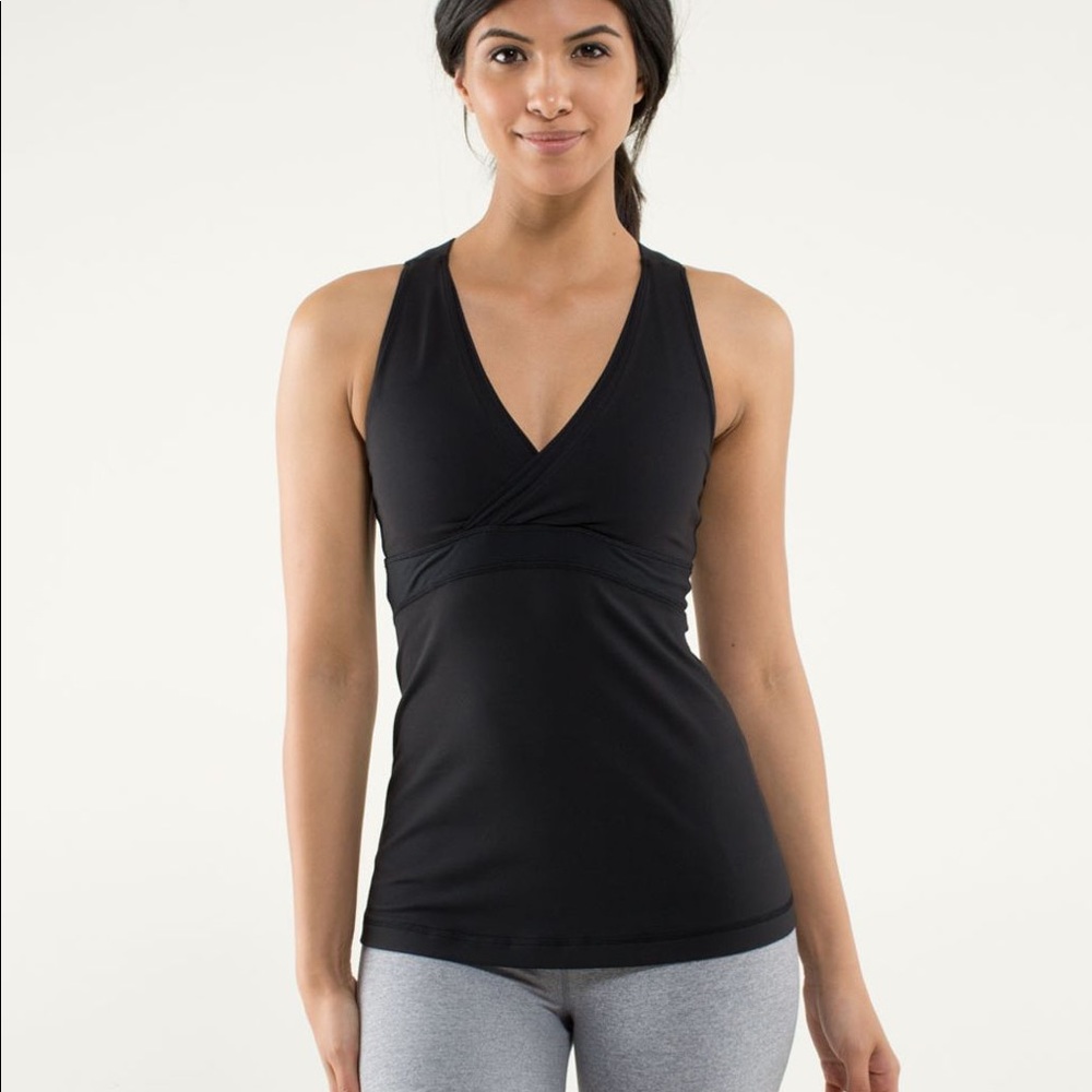 Black Lululemon workout tank top